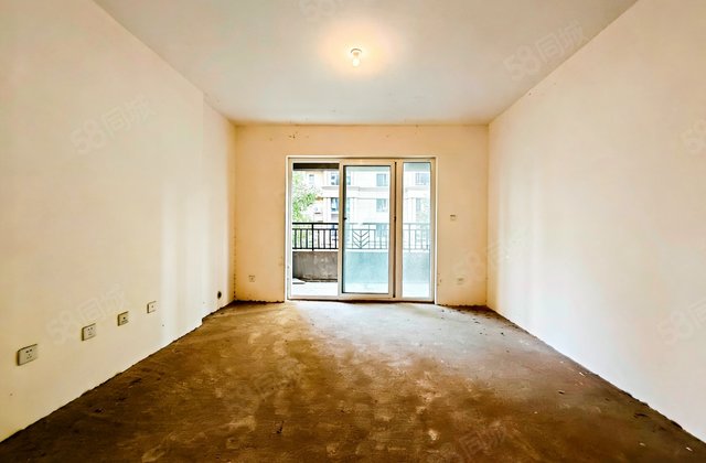 天悦龙栖台4室2厅129.08㎡132万二手房图片