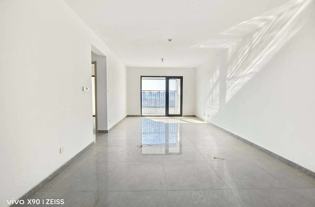 二中翡丽湾 聊大儒辰三室两卫15楼 东边户双阳台随时看