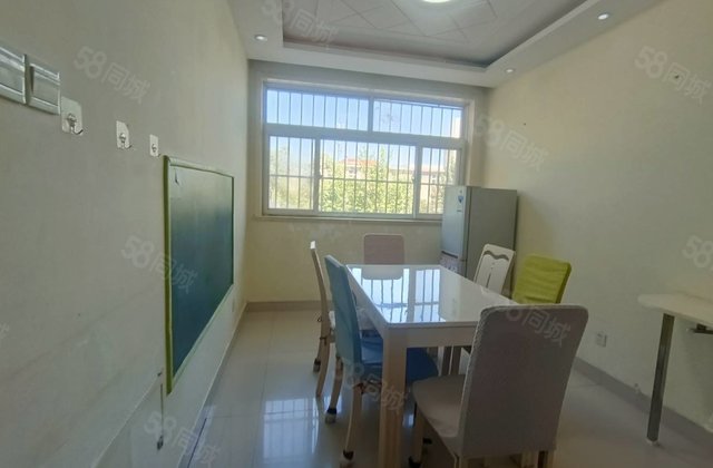 汽车总站南 金柱后许！金柱康城！东昌分校！三室带车库