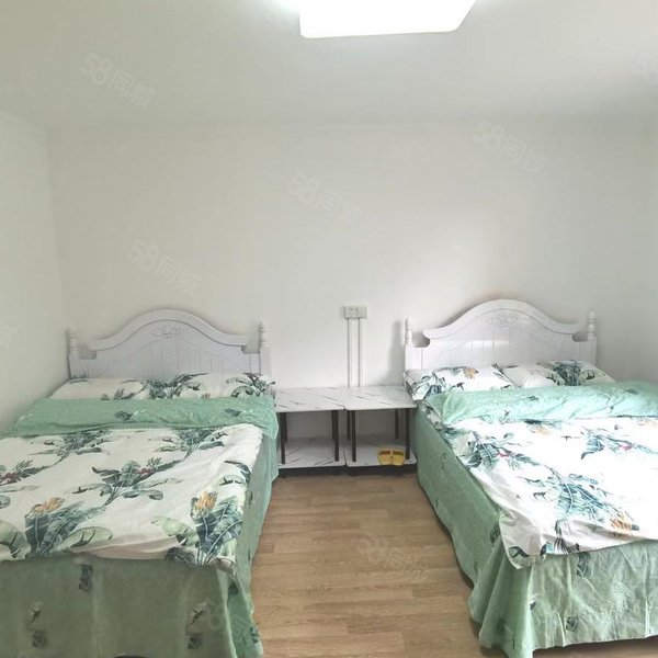 合租｜免押金 给钱就住 包水电网 看房随时 无任何费用