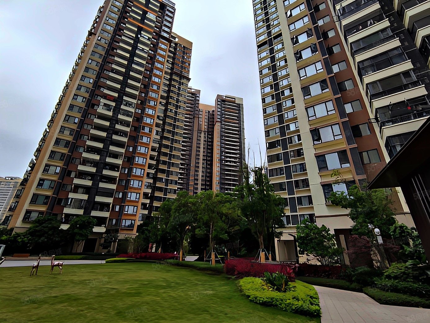 轻奢风 满二朝南 中间好楼层,华润万象华府-南宁58同城