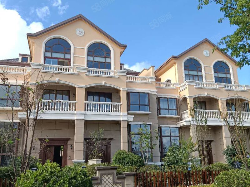 通州湾现房别墅交付 单价九千起 超多赠送 得房率一百五