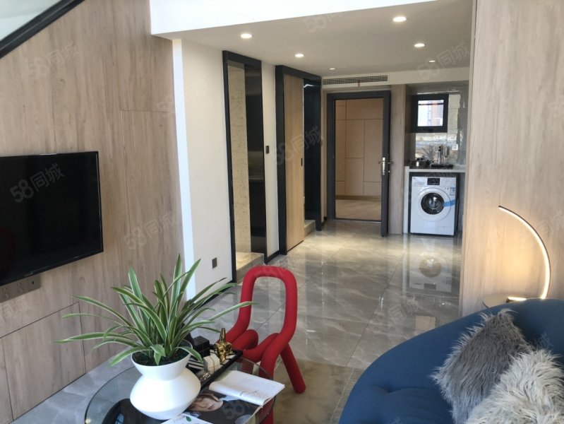 世界城创世界1室1厅1卫59㎡南59万