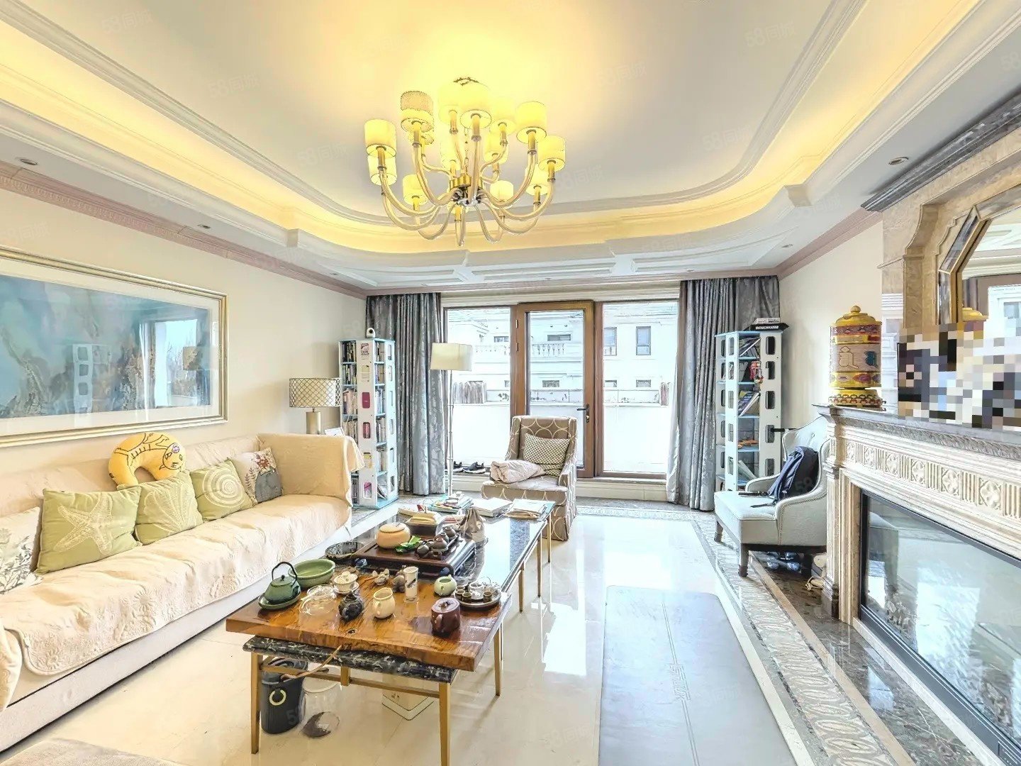 融創(chuàng)千章墅3室2廳3衛(wèi)225㎡南北998萬