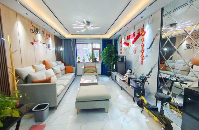 长大小区3室2厅102㎡76.8万二手房图片