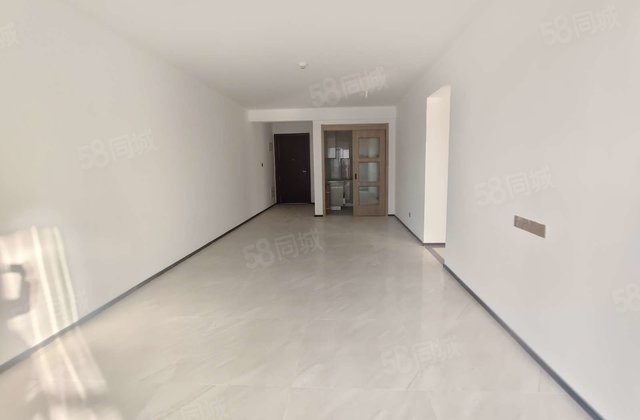 看过来！！碧桂园云麓九里 有车位  建设路 时代美境