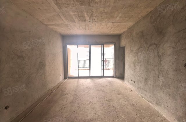 湖景御翠园4室2厅114.92㎡66.8万二手房图片