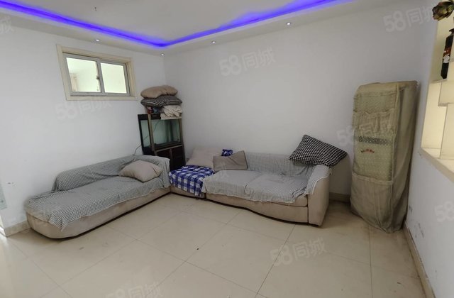 巡防大队家属院  电梯房 三居室 南北通透 随时可看房