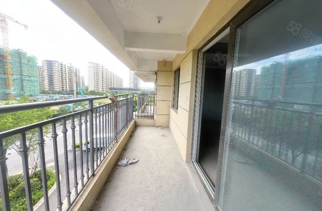 中梁首府壹号3室2厅110.07㎡79.6万二手房图片