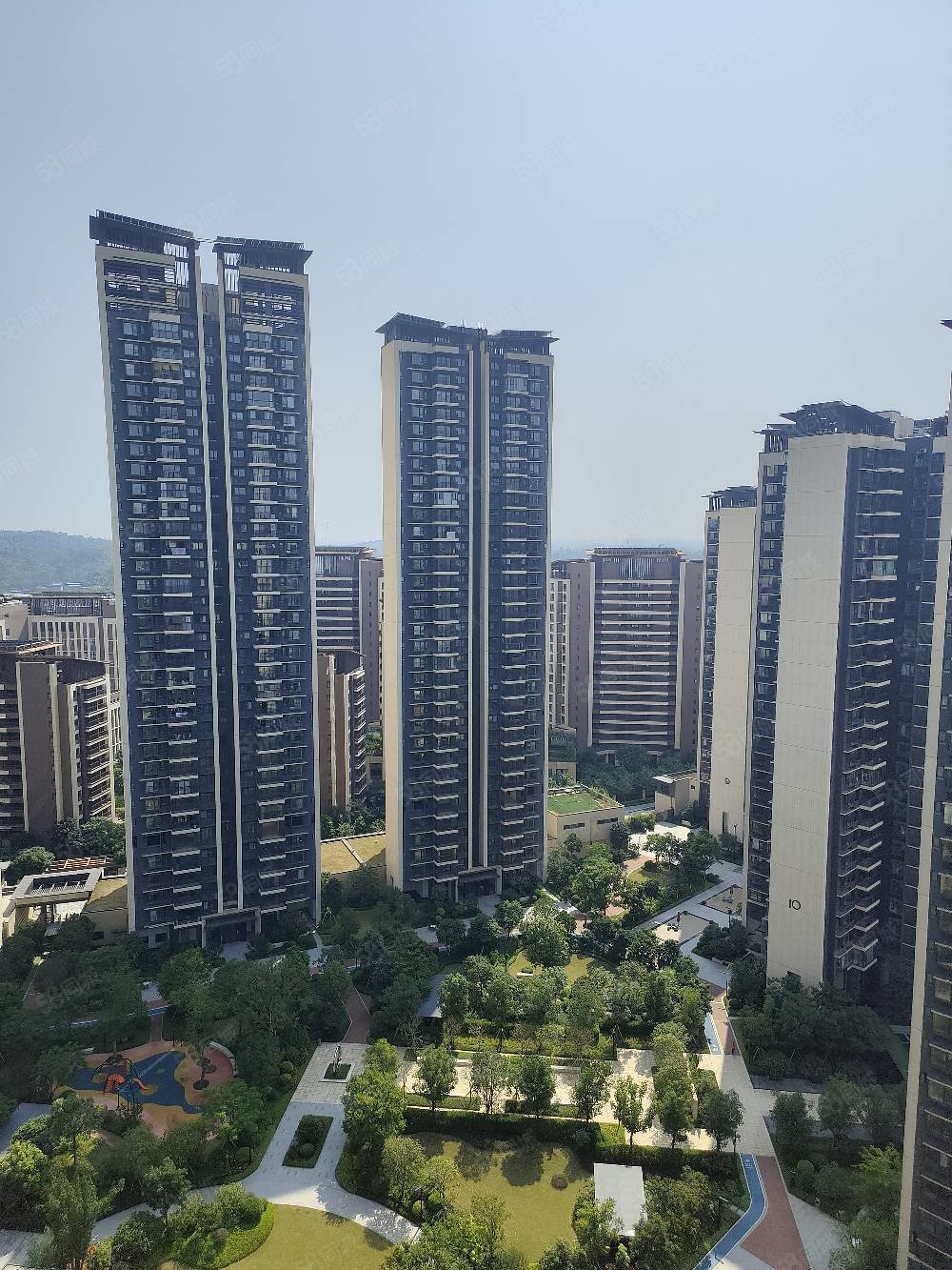 华润置地悦年华润府3室2厅2卫110.35㎡南132万