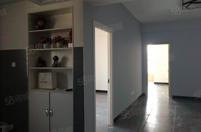 绅士大厦3室2厅107㎡63万二手房图片