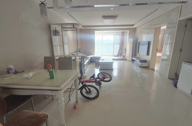 急售！紧邻光明！七中！送车位！3室！双卫！随时看房！