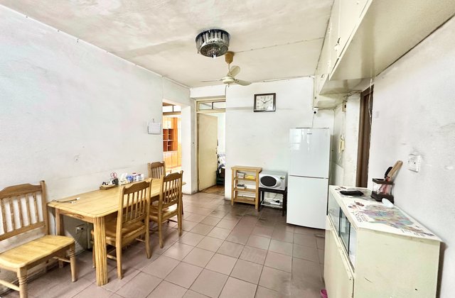 车站新村小区(普陀)3室1厅82.97㎡408万二手房图片