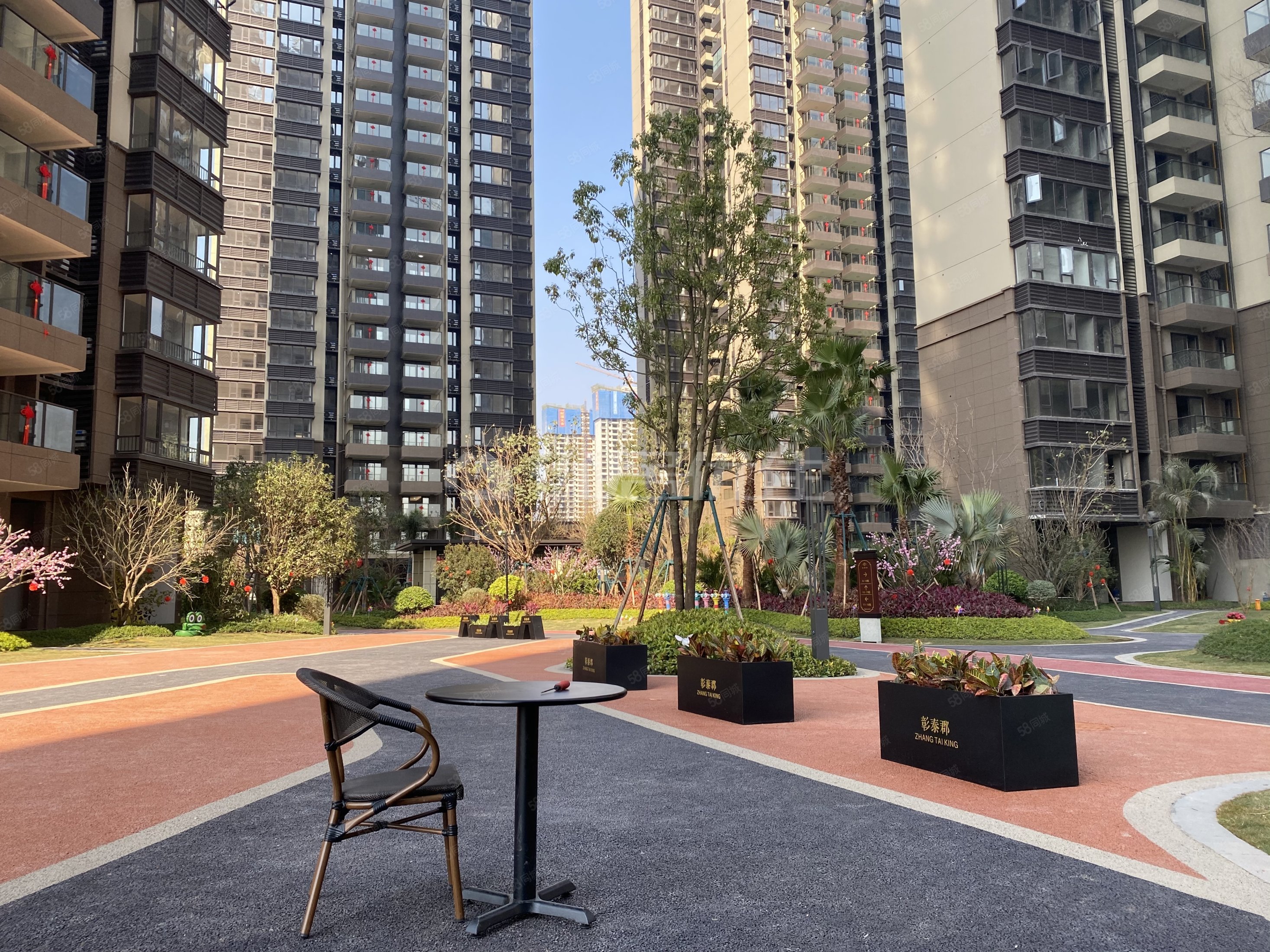 彰泰郡3室2厅2卫86㎡南120万