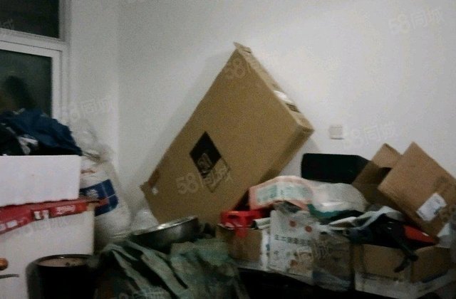 齐鲁君悦华庭 南北通透 刚需小三居 商品住宅 房龄新