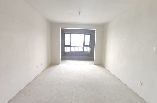 绿地蔚蓝城3室2厅110㎡52万二手房图片