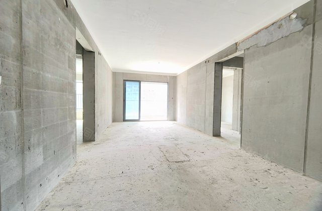 广州融创文旅城4室2厅130㎡290万二手房图片