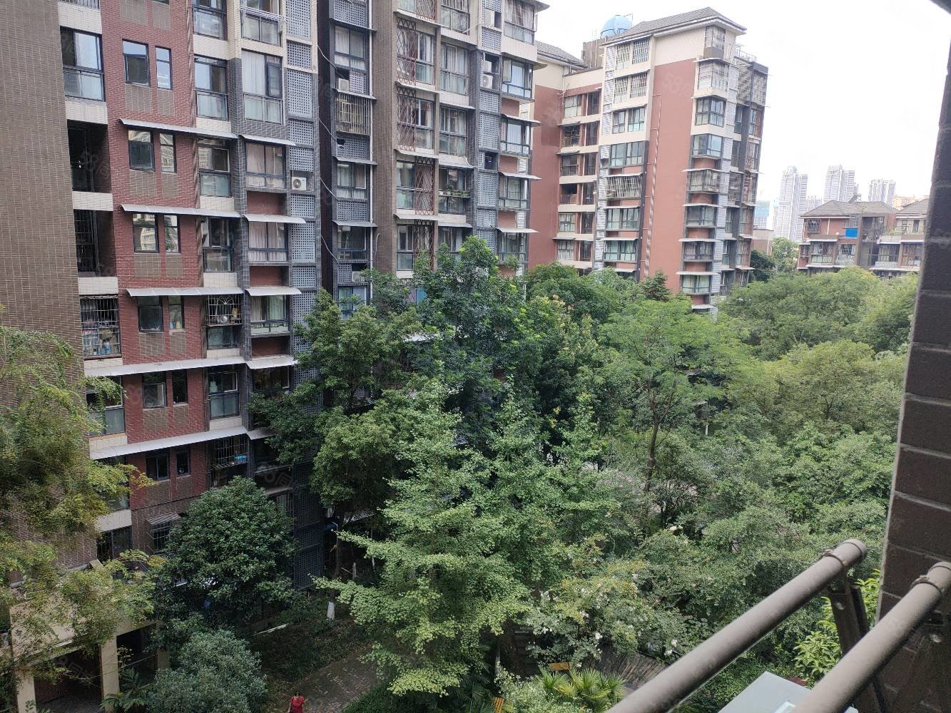 河东电信广场附近山水康城小高层电梯洋房精装4室2厅2卫