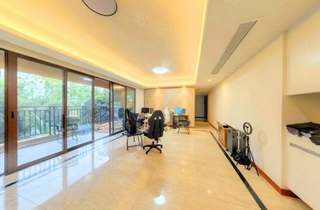 佳乐云锦阁4室2厅130.59㎡220.5万二手房图片