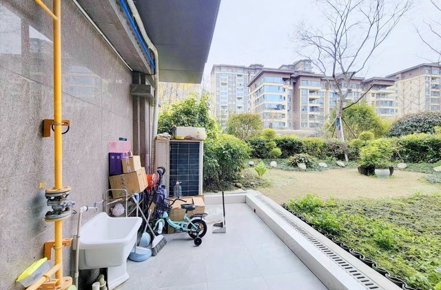 人居柏云庭4室2厅165㎡286万二手房图片