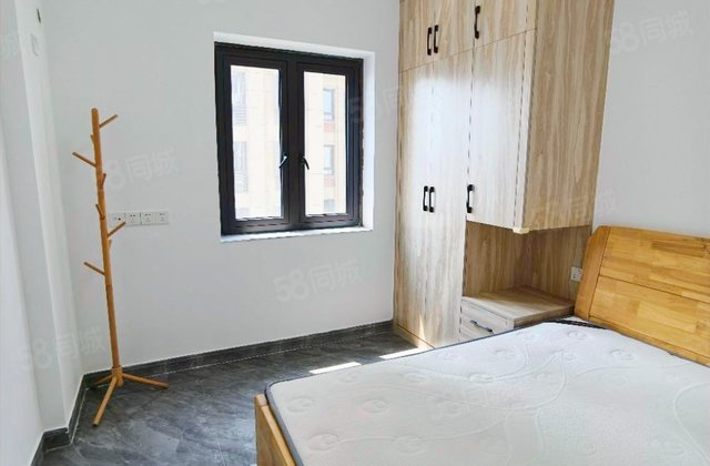 融信双杭城别院2室2厅73.81㎡136万二手房图片