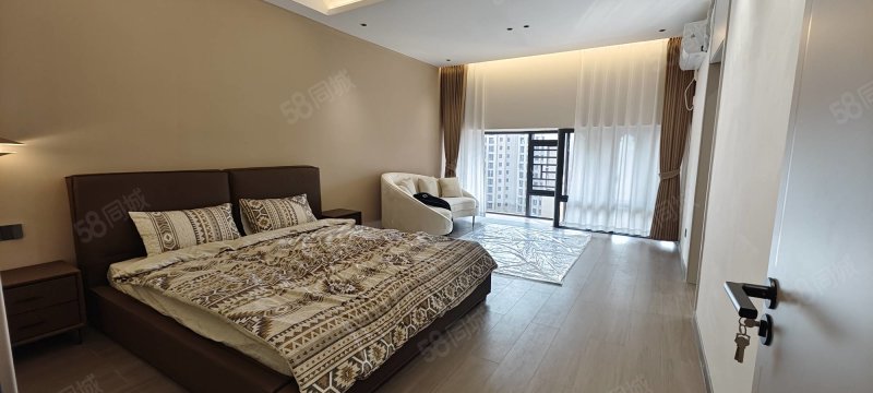 【10图】香江水岸新城全新精装双层小复式,家具家电齐全,4房3厅2卫