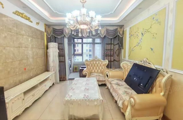 高楼层视野好 双卫格局 商品房 精装修 商业配套齐全 带电梯