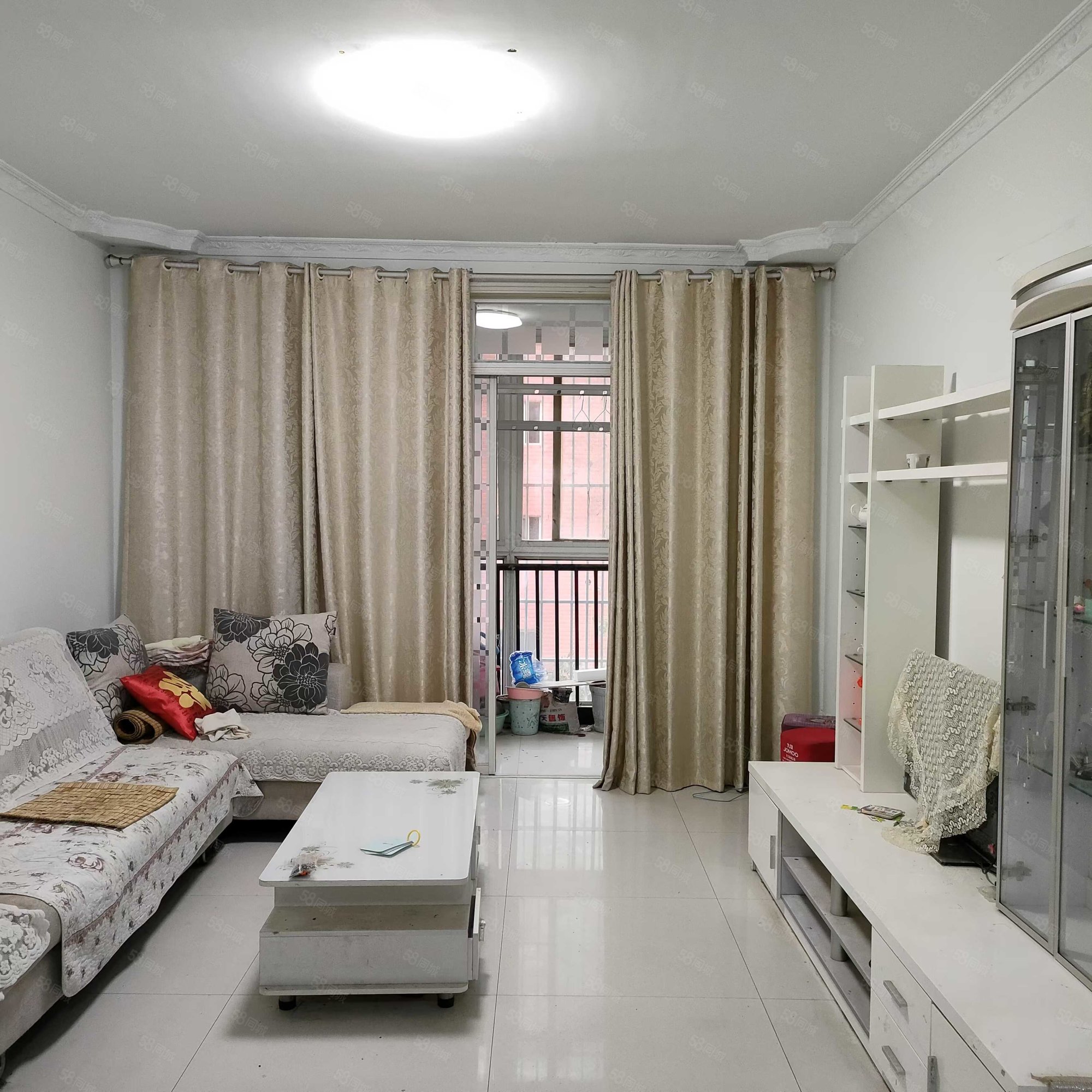 天赐良苑2室2厅1卫93㎡南38万