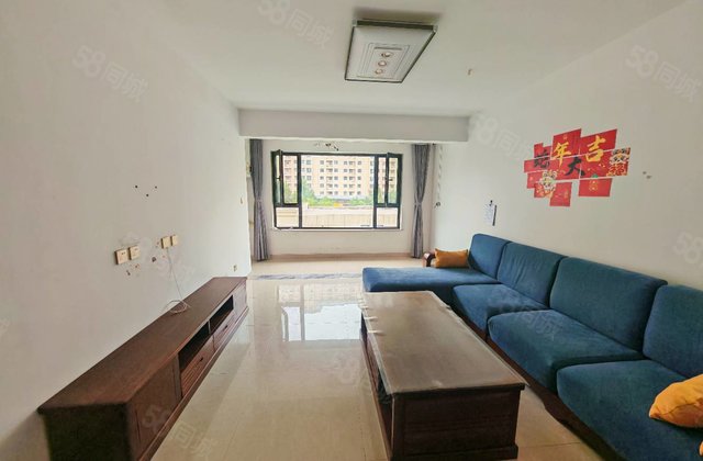 捡  丶免大税，新一中外国语，看房很方便，诚心出售，带储双卫