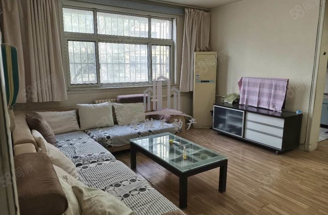 花园家苑 公园对过 精装修三室带地上车库可按揭