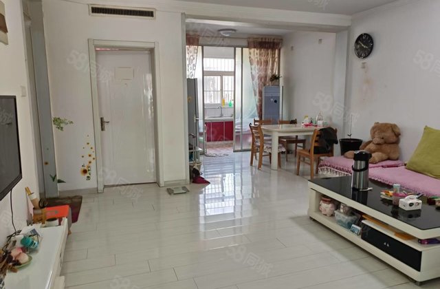 人民公园 满二   交通便捷 南北通透 超低密度 小三房