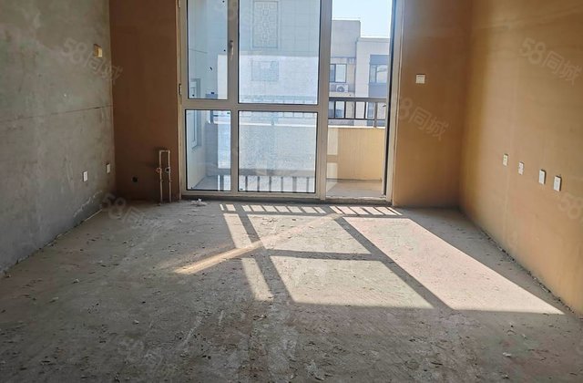 紫玉府4室2厅138.27㎡108万二手房图片