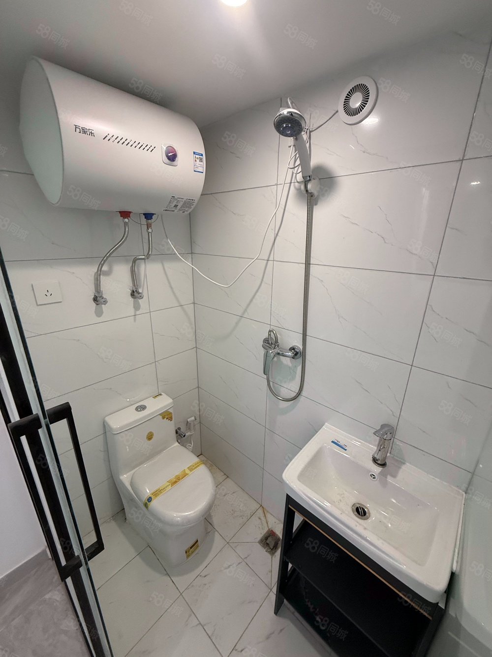 永康胡同小區(qū)1室1廳1衛(wèi)18㎡南北265萬