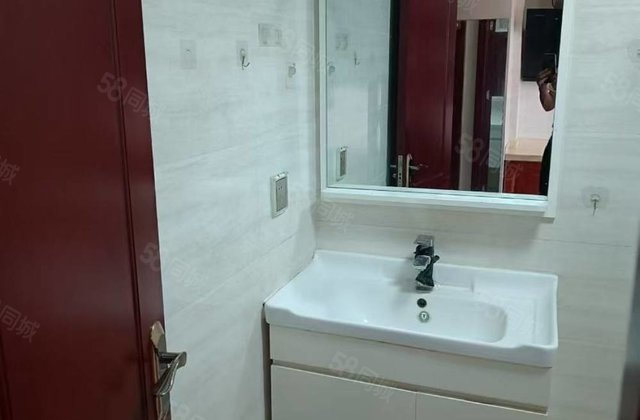 每月收租800  东昌中学可过户可贷款 还有不同价位可选