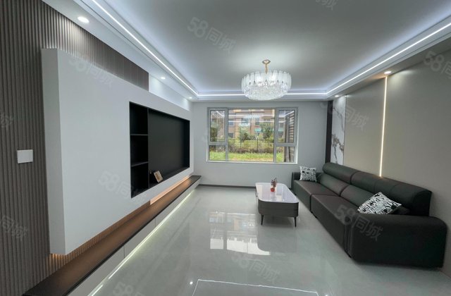 宏鼎凡尔赛丽都3室2厅121.55㎡79.8万二手房图片