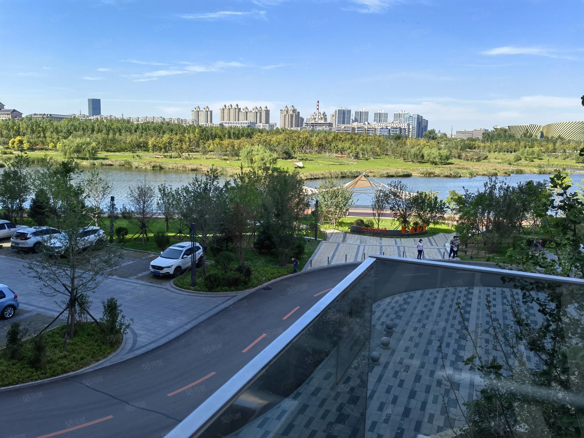 价格嘎嘎便宜 好楼层 大阳台落地窗,壹湖国际-长春58同城