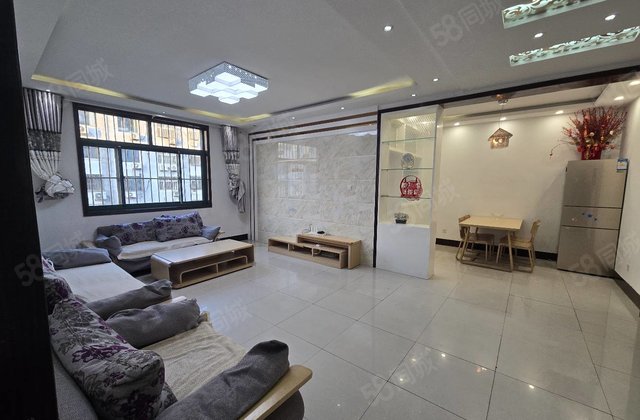 滨河花园 三室朝阳双阳台 免大税 带储藏室 有钥匙随时