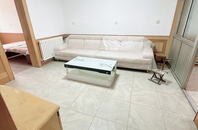 文轩 八中 闸口附近 单位家属院 好楼层 大三居