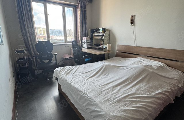 顺和小区3室1厅70㎡3.4万二手房图片