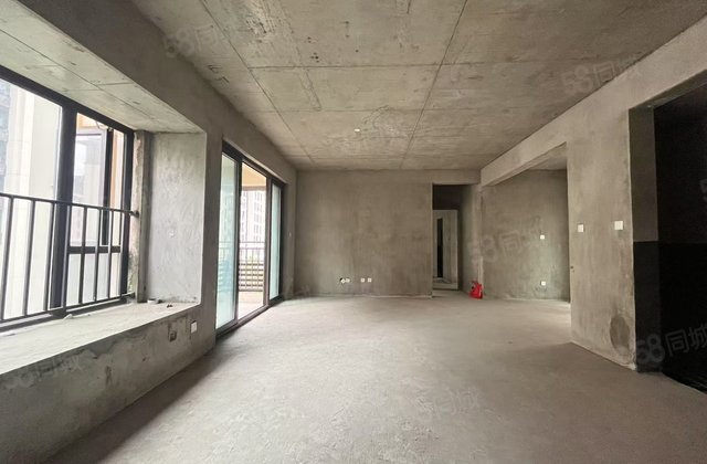 朗基香越府4室2厅113㎡47.8万二手房图片