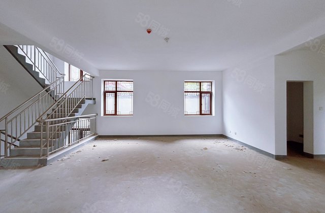 急售古楼传世别墅 光岳楼北邻三合院 权证清晰可按揭