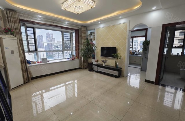 徒骇河边双阳台观景房，带车位储藏室，人车分流小区莲湖新城