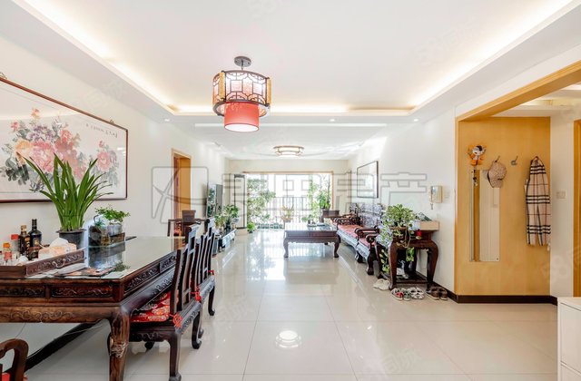 天和人家4室2厅106.11㎡1460万二手房图片