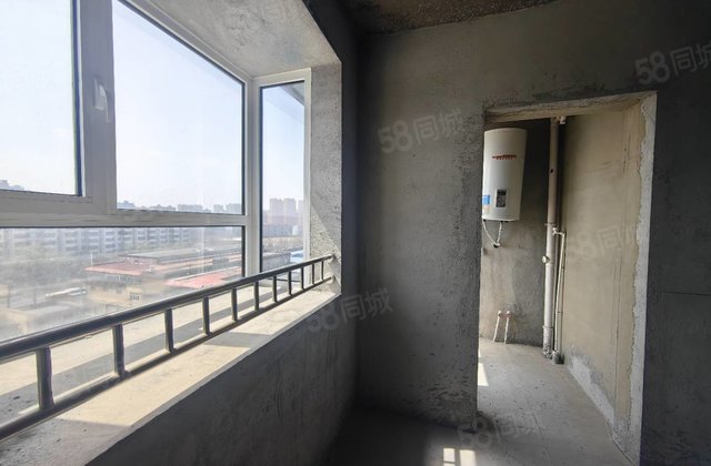 华都嘉苑1室1厅50㎡31万二手房图片