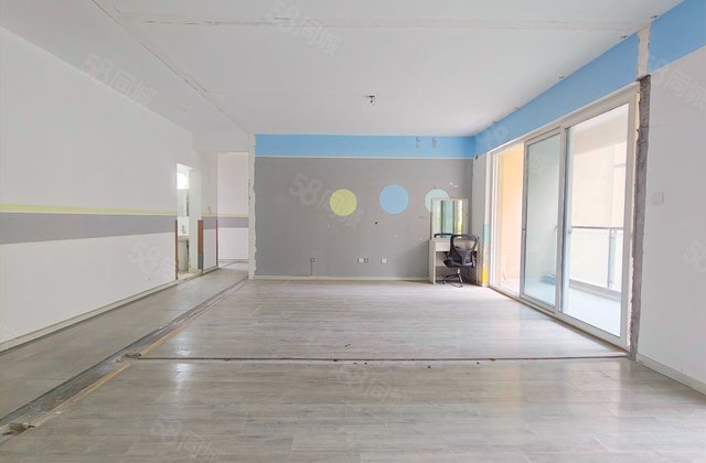 皇冠湖壹号4室2厅138.42㎡260万二手房图片