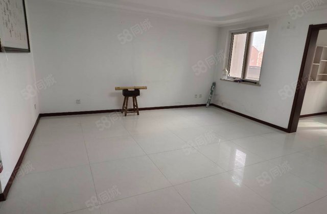 德胜凯旋花园3室2厅115.55㎡67.8万二手房图片