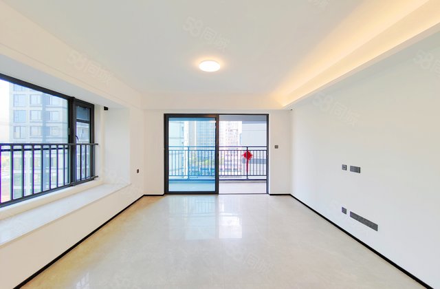 轨道万科悦府4室2厅143.3㎡222.8万二手房图片