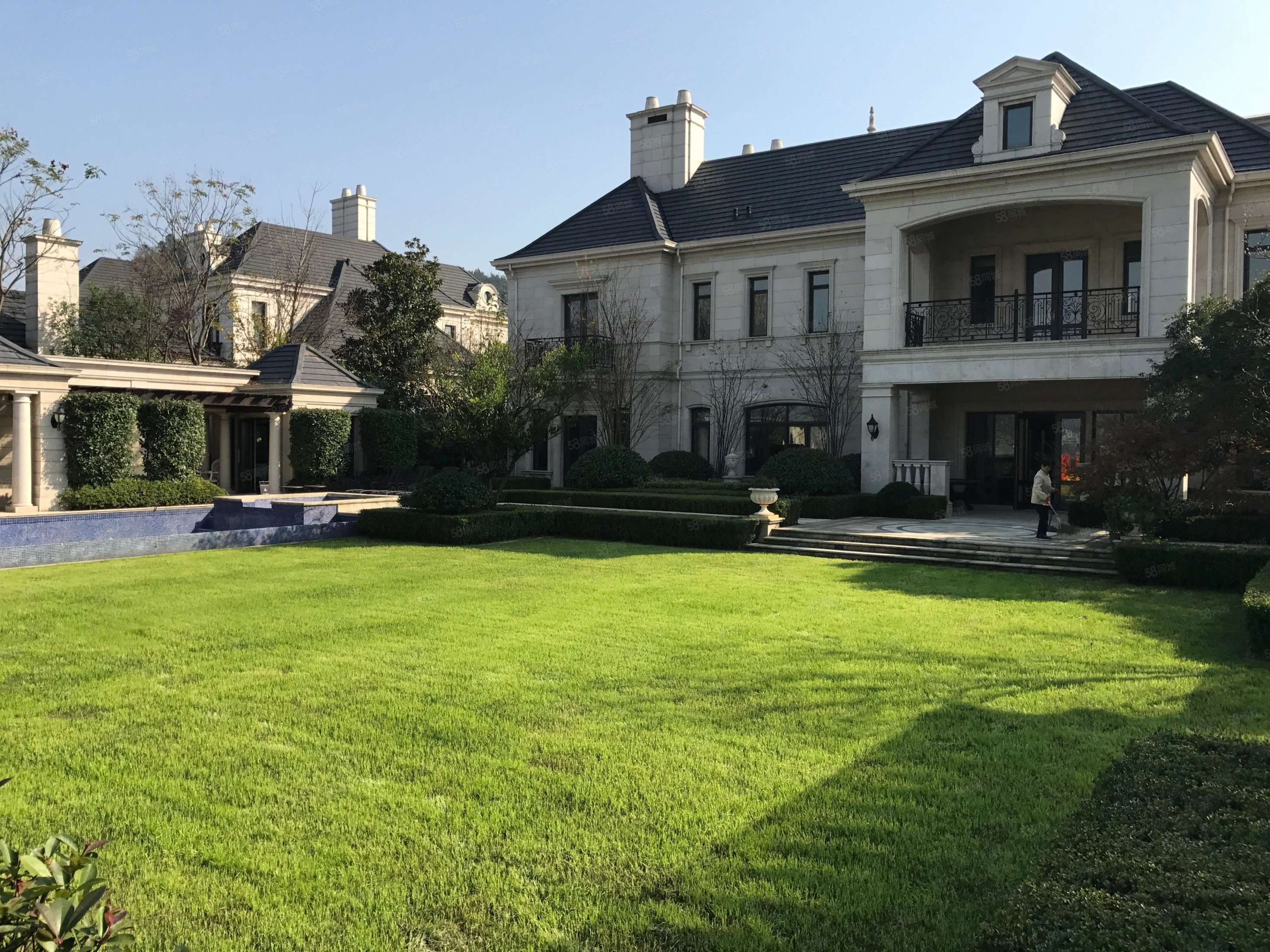 绿城曼陀花园3室2厅3卫140㎡南北316万