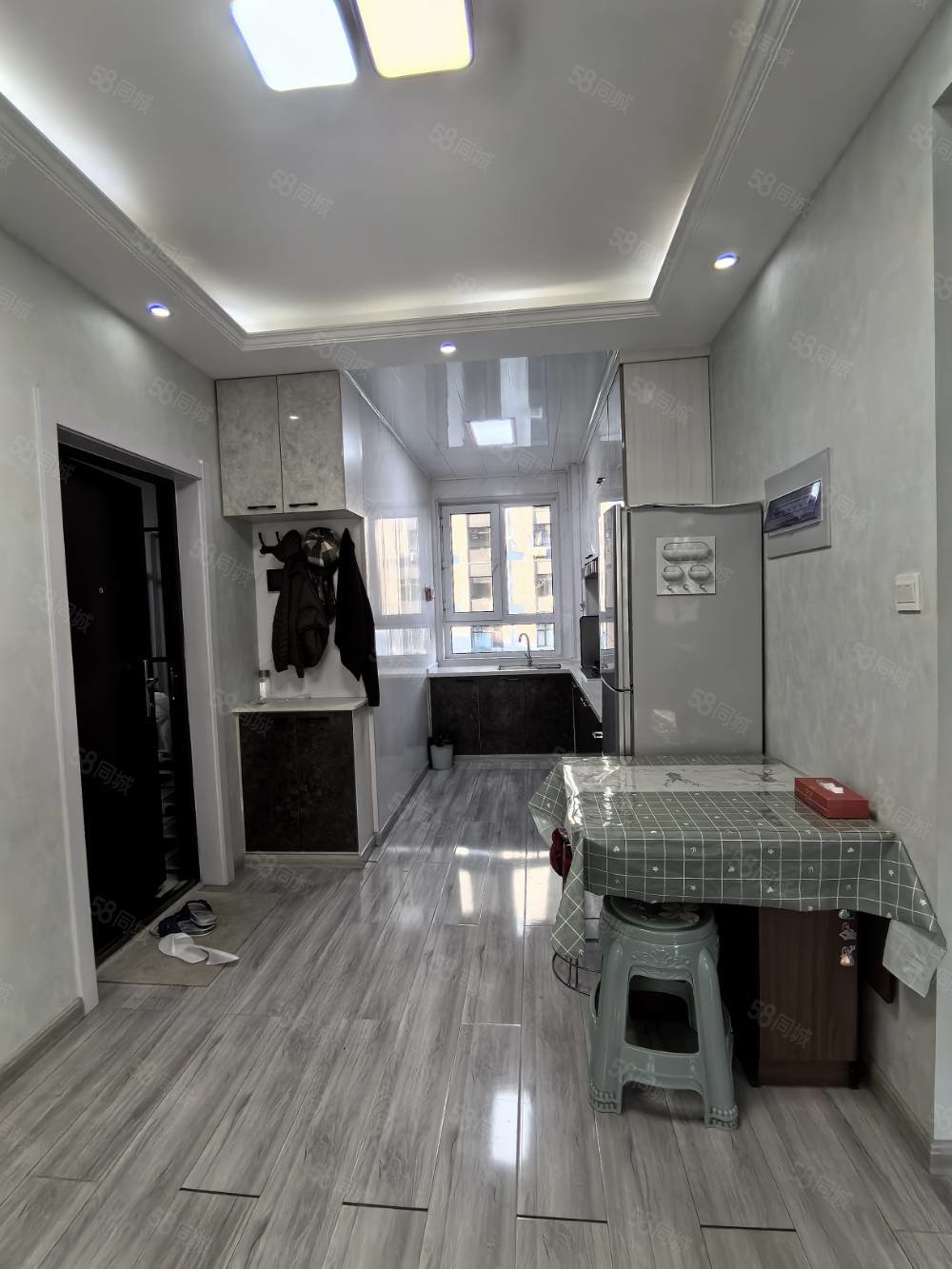 易航华府2室2厅1卫94㎡南北58.8万