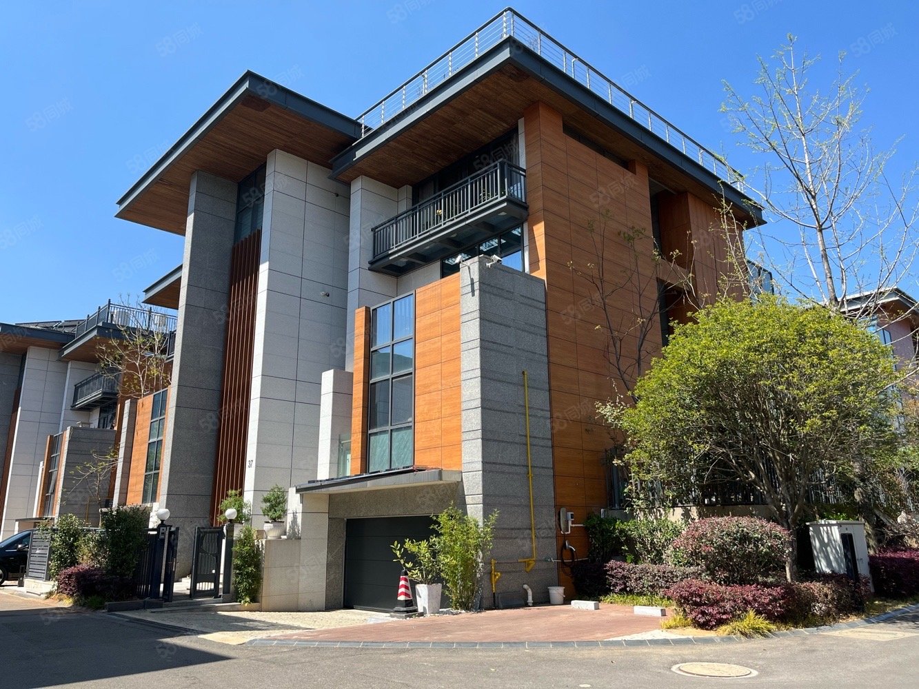 【10图】滇池国际会展旁 滇池300米 独栋别墅 花园三百平,山海荟-昆明